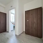 Cozy And Modern Near Center Διαμέρισμα *