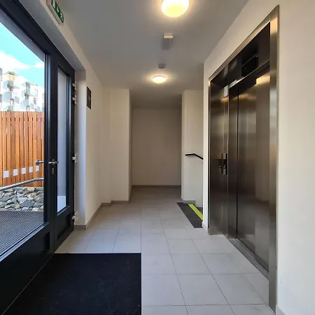 Apartment Cozy And Modern Near City Center