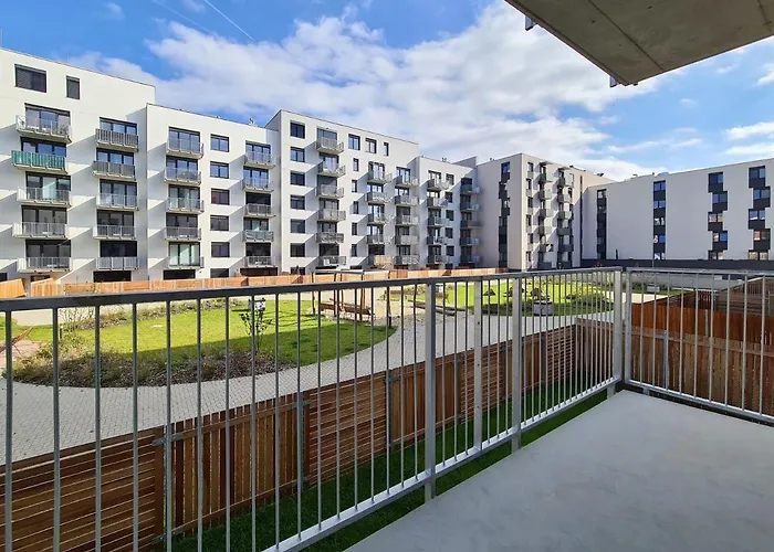 Cozy And Modern Near Center * Brno